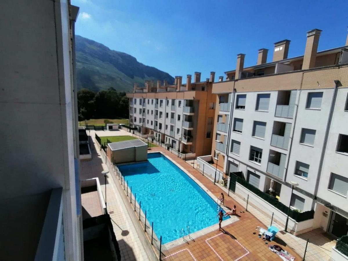 La Piedra L Osu, Apartamento Con Piscina, Playa 3 Km Vut-3226-As 利亚内斯 外观 照片