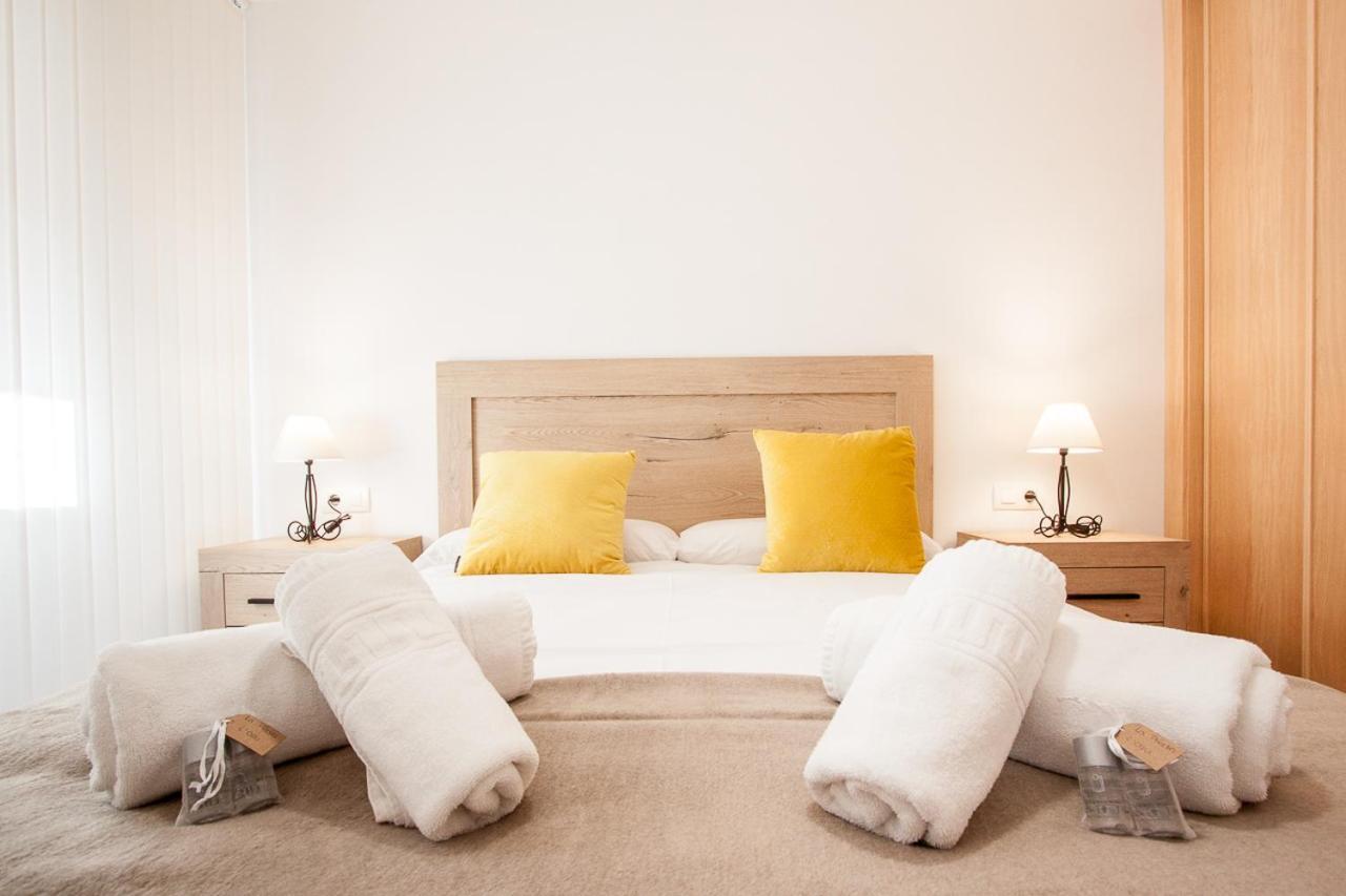 La Piedra L Osu, Apartamento Con Piscina, Playa 3 Km Vut-3226-As 利亚内斯 外观 照片